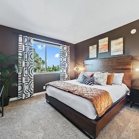 Beverly Hills 2 Bed 2 Bath Penthouse With Den And Parking 414 Los Angeles Extérieur photo